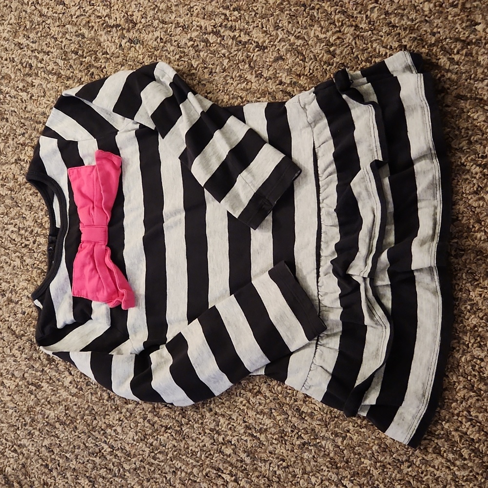Girl's Carter's Long Sleeved Striped Shirt Size 4T